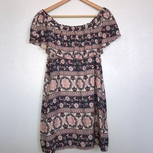 Off the shoulder dress, patterns